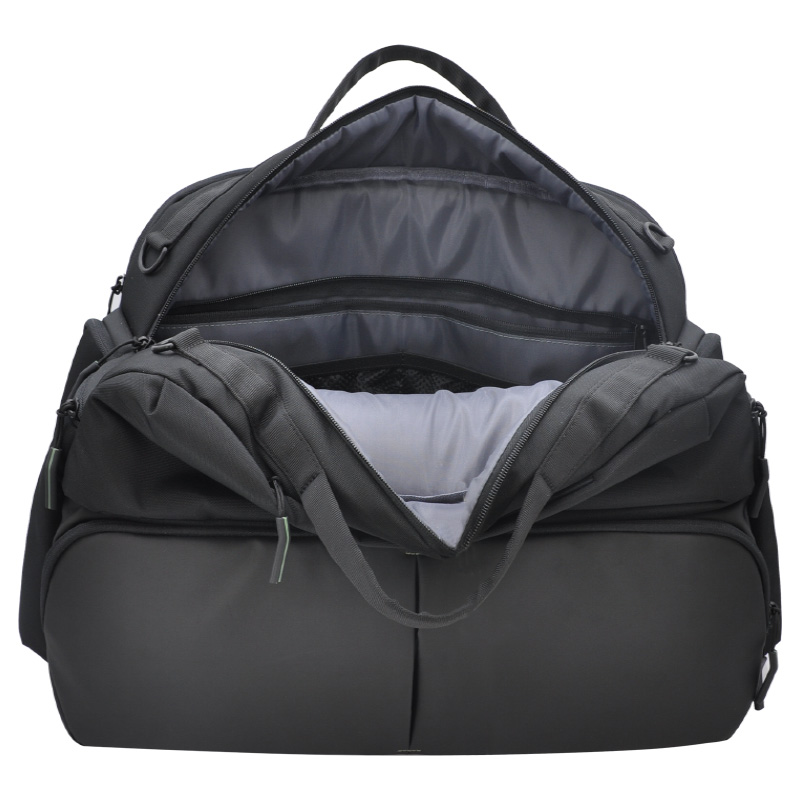 Lightweight Travel Bag with Pockets